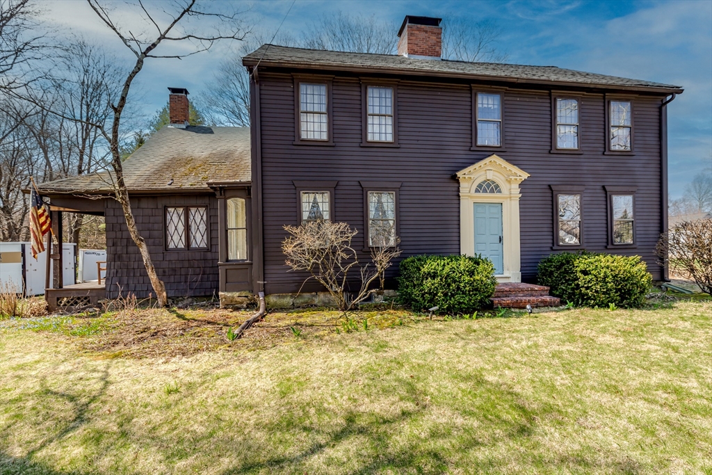 678 North Main, Attleboro, Massachusetts, 5 Bedrooms Bedrooms, 11 Rooms Rooms,2 BathroomsBathrooms,Residential,For Sale,North Main,73524615