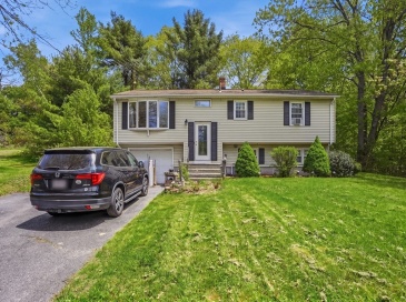 12 Valerie Circle, Ashburnham, Massachusetts, 3 Bedrooms Bedrooms, 7 Rooms Rooms,2 BathroomsBathrooms,Residential,For Sale,Valerie Circle,73524852