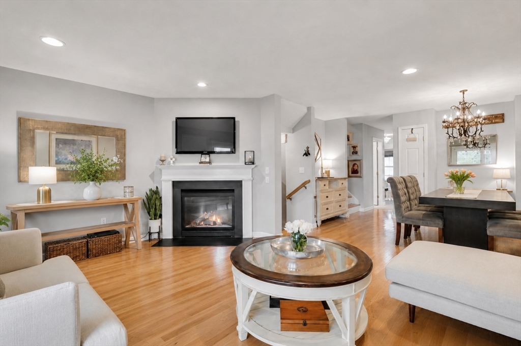 78 Summer St, Arlington, Massachusetts, 3 Bedrooms Bedrooms, 6 Rooms Rooms,2.5 BathroomsBathrooms,Residential,For Sale,Summer St,73524802