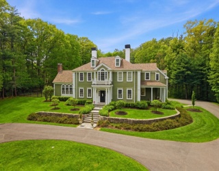 205 Pleasant St, Norwell, Massachusetts, 4 Bedrooms Bedrooms, 11 Rooms Rooms,3.5 BathroomsBathrooms,Residential,For Sale,Pleasant St,73524901