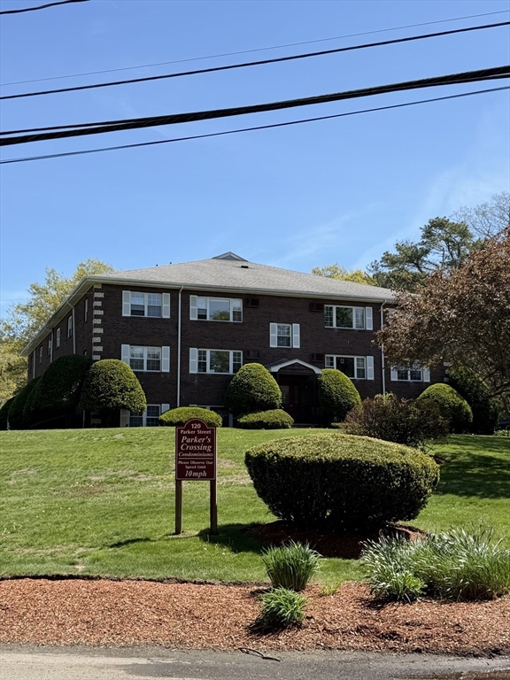 120 Parker St, Acton, Massachusetts, 2 Bedrooms Bedrooms, 4 Rooms Rooms,1 BathroomBathrooms,Residential,For Sale,Parker St,73524898
