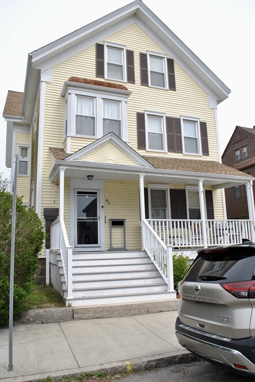 85 Campbell St, New Bedford, Massachusetts, 7 Bedrooms Bedrooms, 17 Rooms Rooms,4 BathroomsBathrooms,Residential Income,For Sale,Campbell St,73524910