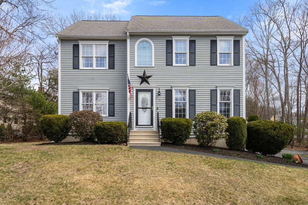 3 Winterberry Lane, Milford, Massachusetts, 3 Bedrooms Bedrooms, 9 Rooms Rooms,3.5 BathroomsBathrooms,Residential,For Sale,Winterberry Lane,73496936