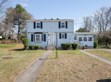17 Roland Ave, Dracut, Massachusetts, 3 Bedrooms Bedrooms, 7 Rooms Rooms,2 BathroomsBathrooms,Residential,For Sale,Roland Ave,73499842 17 Roland Ave, Dracut, Massachusetts, 3 Bedrooms Bedrooms, 7 Rooms Rooms,2 BathroomsBathrooms,Residential,For Sale,Roland Ave,73499842