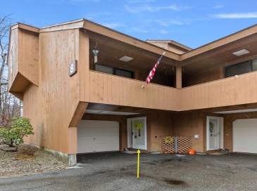 3 Eaton Court, Haverhill, Massachusetts, 2 Bedrooms Bedrooms, 5 Rooms Rooms,2.5 BathroomsBathrooms,Residential,For Sale,Eaton Court,73495589