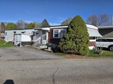 239 Ayer Rd, Littleton, Massachusetts, 2 Bedrooms Bedrooms, 4 Rooms Rooms,1 BathroomBathrooms,Residential,For Sale,Ayer Rd,73494735