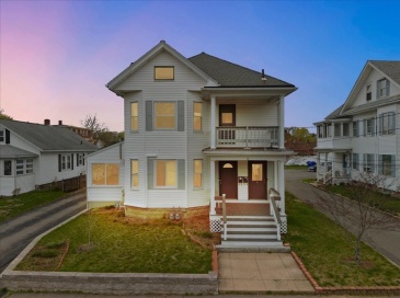 12 James St, Taunton, Massachusetts, 6 Bedrooms Bedrooms, 13 Rooms Rooms,3 BathroomsBathrooms,Residential Income,For Sale,James St,73507728