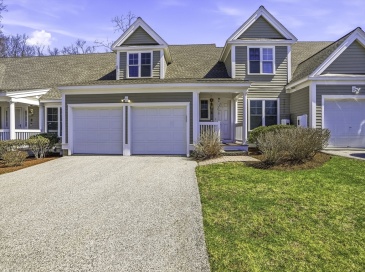 6 Canton Ct, Grafton, Massachusetts, 3 Bedrooms Bedrooms, 6 Rooms Rooms,2.5 BathroomsBathrooms,Residential,For Sale,Canton Ct,73502836
