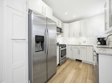 15 Park Vale, Brookline, Massachusetts, 2 Bedrooms Bedrooms, 5 Rooms Rooms,1 BathroomBathrooms,Residential,For Sale,Park Vale,73490175