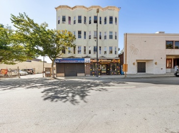 50 Common St, Lawrence, Massachusetts, 3 Bedrooms Bedrooms, 5 Rooms Rooms,1 BathroomBathrooms,Residential Lease,For Rent,Common St,73487435 50 Common St, Lawrence, Massachusetts, 3 Bedrooms Bedrooms, 5 Rooms Rooms,1 BathroomBathrooms,Residential Lease,For Rent,Common St,73487435