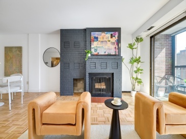 1580 Massachusetts Ave, Cambridge, Massachusetts, 2 Bedrooms Bedrooms, 5 Rooms Rooms,2 BathroomsBathrooms,Residential Lease,For Rent,Massachusetts Ave,73524952