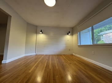 41 Cross, Quincy, Massachusetts, 2 Bedrooms Bedrooms, 5 Rooms Rooms,1 BathroomBathrooms,Residential Lease,For Rent,Cross,73524963
