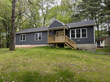 132 Kibbe Rd, East Longmeadow, Massachusetts, 3 Bedrooms Bedrooms, 7 Rooms Rooms,2 BathroomsBathrooms,Residential,For Sale,Kibbe Rd,73524984