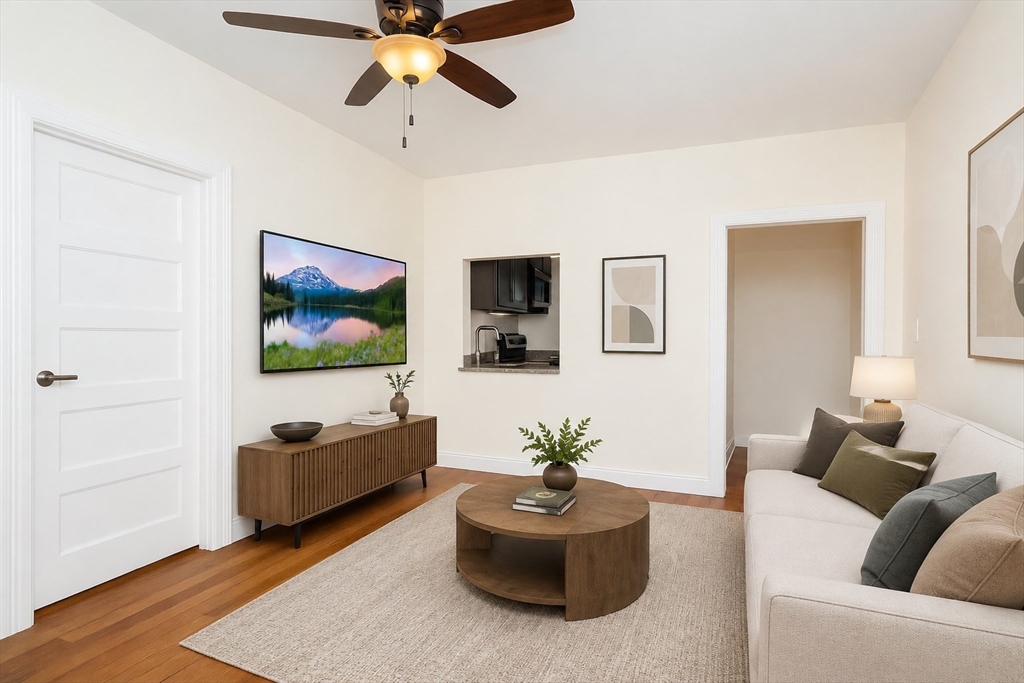 65 Burbank St., Boston, Massachusetts, 1 Bedroom Bedrooms, 3 Rooms Rooms,1 BathroomBathrooms,Residential,For Sale,Burbank St.,73525060