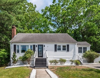 14 Orton St, Worcester, Massachusetts, 3 Bedrooms Bedrooms, 5 Rooms Rooms,2 BathroomsBathrooms,Residential,For Sale,Orton St,73525109
