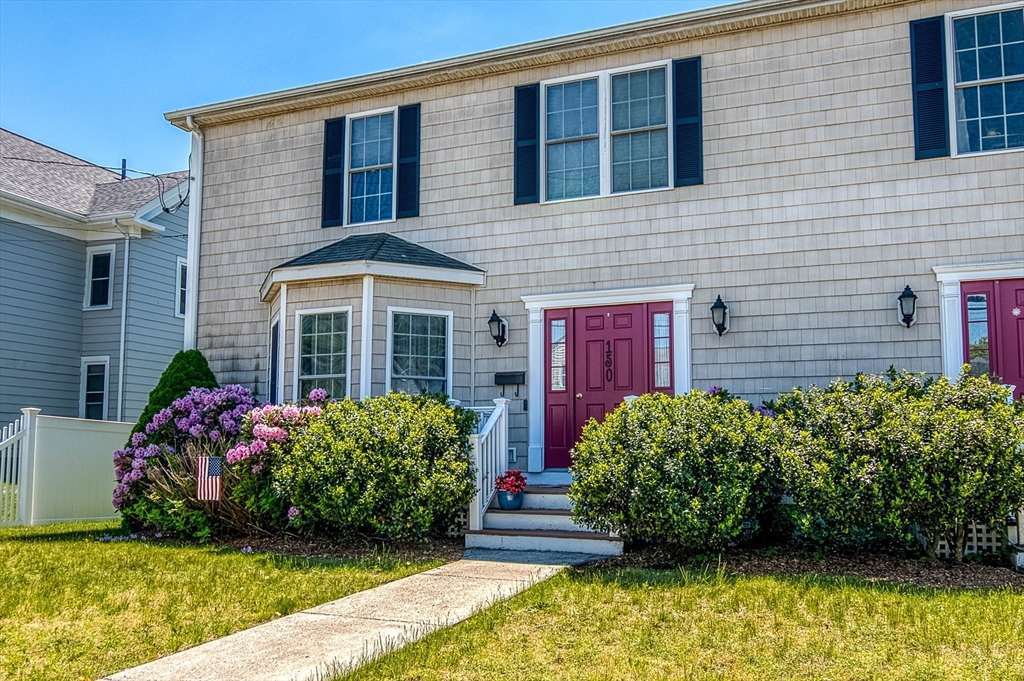 150 River, Dedham, Massachusetts, 3 Bedrooms Bedrooms, 6 Rooms Rooms,2.5 BathroomsBathrooms,Residential,For Sale,River,73525122