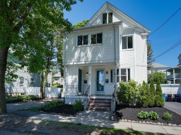 11-13 Walnut St, Belmont, Massachusetts, 5 Bedrooms Bedrooms, 12 Rooms Rooms,3 BathroomsBathrooms,Residential Income,For Sale,Walnut St,73524975