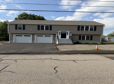 47 Mount Pleasant Ave, Holbrook, Massachusetts, 4 Bedrooms Bedrooms, 8 Rooms Rooms,3 BathroomsBathrooms,Residential,For Sale,Mount Pleasant Ave,73525395