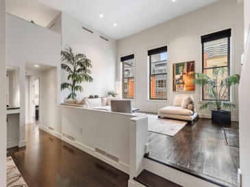 201 Newbury St, Boston, Massachusetts, 2 Bedrooms Bedrooms, 5 Rooms Rooms,2.5 BathroomsBathrooms,Residential,For Sale,Newbury St,73525257 201 Newbury St, Boston, Massachusetts, 2 Bedrooms Bedrooms, 5 Rooms Rooms,2.5 BathroomsBathrooms,Residential,For Sale,Newbury St,73525257
