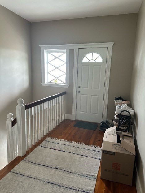 98 Irving, Everett, Massachusetts, 3 Bedrooms Bedrooms, 5 Rooms Rooms,1 BathroomBathrooms,Residential Lease,For Rent,Irving,73525335