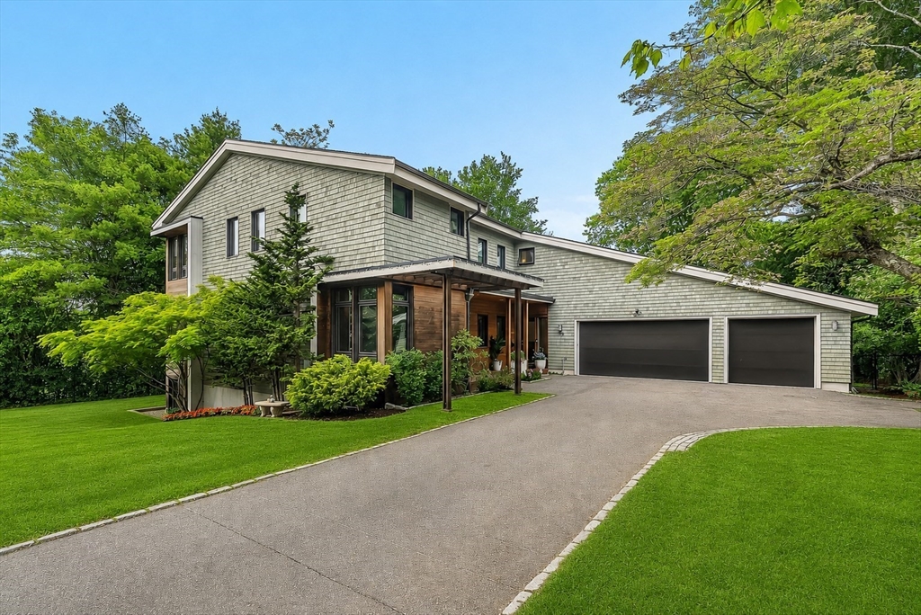 99 Littlefield Rd, Newton, Massachusetts, 6 Bedrooms Bedrooms, 13 Rooms Rooms,6.5 BathroomsBathrooms,Residential,For Sale,Littlefield Rd,73525069