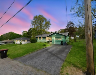 58 Marie Ave, Brockton, Massachusetts, 3 Bedrooms Bedrooms, 6 Rooms Rooms,1 BathroomBathrooms,Residential,For Sale,Marie Ave,73524968