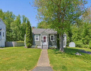 66 Orchard St, Randolph, Massachusetts, 2 Bedrooms Bedrooms, 5 Rooms Rooms,1.5 BathroomsBathrooms,Residential,For Sale,Orchard St,73524964
