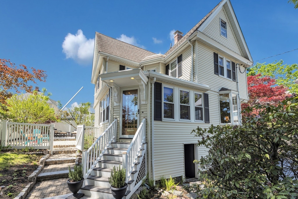 112 Perham Street, Boston, Massachusetts, 3 Bedrooms Bedrooms, 7 Rooms Rooms,1.5 BathroomsBathrooms,Residential,For Sale,Perham Street,73524935
