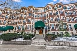 378 Riverway, Boston, Massachusetts, 2 Bedrooms Bedrooms, 5 Rooms Rooms,1 BathroomBathrooms,Residential,For Sale,Riverway,73525245