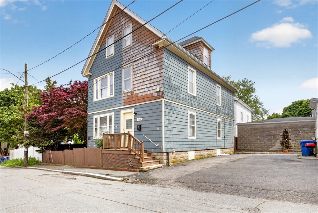 26 Ashland Pl, New Bedford, Massachusetts, 4 Bedrooms Bedrooms, 8 Rooms Rooms,2 BathroomsBathrooms,Residential Income,For Sale,Ashland Pl,73525249