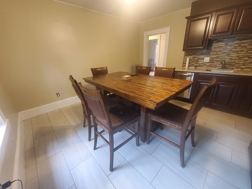 45 Intervale Street, Boston, Massachusetts, 3 Bedrooms Bedrooms, 5 Rooms Rooms,1 BathroomBathrooms,Residential Lease,For Rent,Intervale Street,73525504