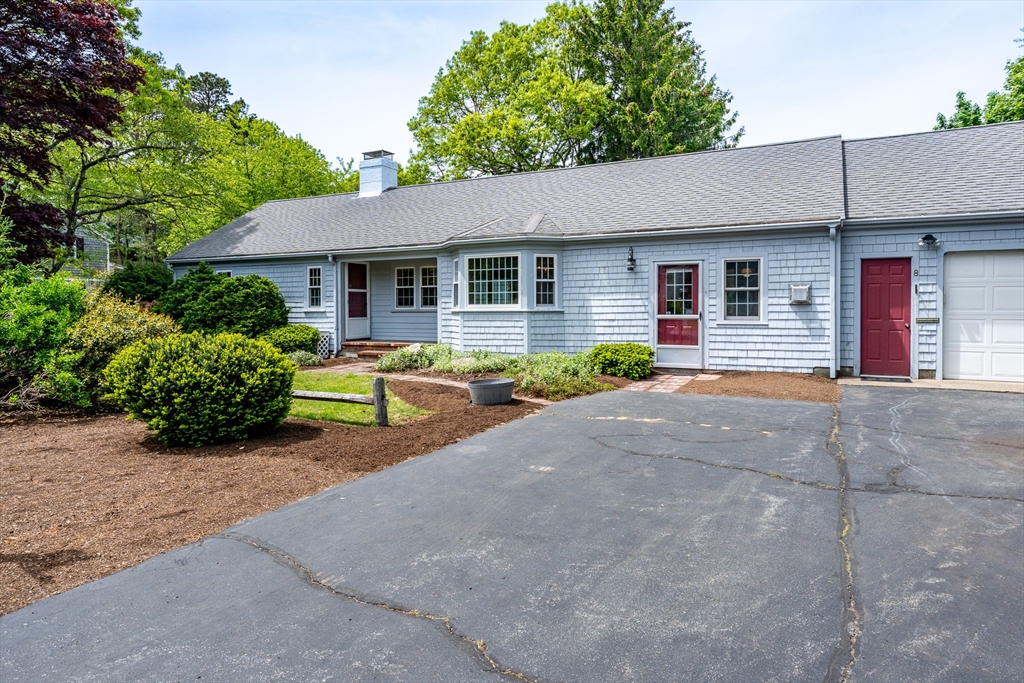 8 Paine, Yarmouth, Massachusetts, 2 Bedrooms Bedrooms, 7 Rooms Rooms,1.5 BathroomsBathrooms,Residential,For Sale,Paine,73525325