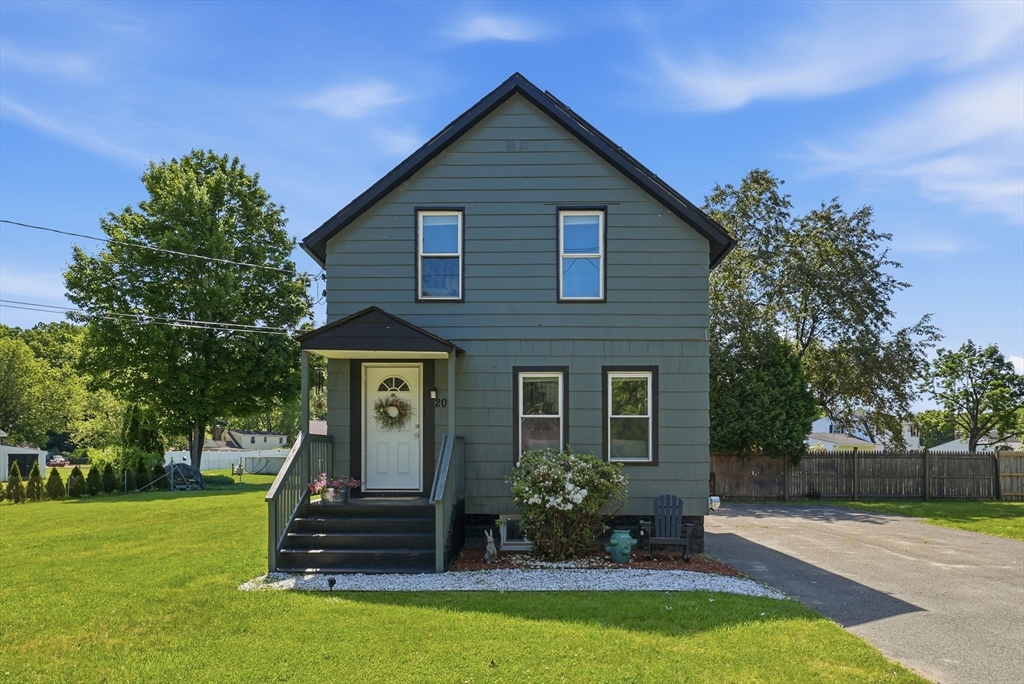 209 Adams St, Agawam, Massachusetts, 2 Bedrooms Bedrooms, 4 Rooms Rooms,1 BathroomBathrooms,Residential,For Sale,Adams St,73522713