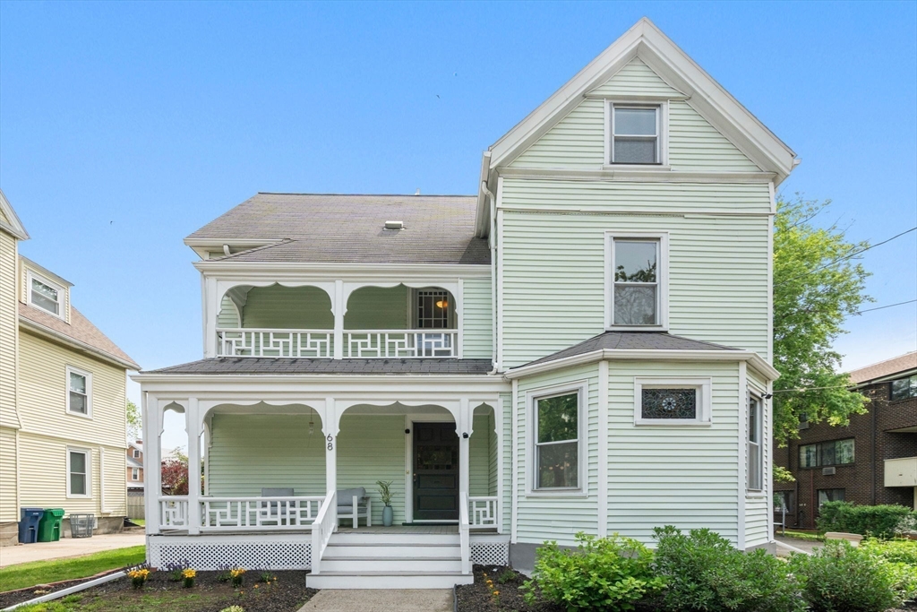 68 Brooks Ave, Newton, Massachusetts, 6 Bedrooms Bedrooms, 9 Rooms Rooms,3 BathroomsBathrooms,Residential,For Sale,Brooks Ave,73525626