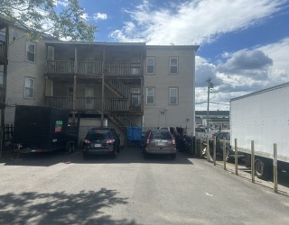 754 Aiken Avenue, Lowell, Massachusetts, 3 Bedrooms Bedrooms, 5 Rooms Rooms,1 BathroomBathrooms,Residential Lease,For Rent,Aiken Avenue,73525909