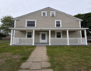 81 Brown Street, Attleboro, Massachusetts, 2 Bedrooms Bedrooms, 6 Rooms Rooms,1 BathroomBathrooms,Residential Lease,For Rent,Brown Street,73525659