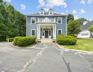 48 Union St, Rockland, Massachusetts, 6 Bedrooms Bedrooms, 9 Rooms Rooms,3 BathroomsBathrooms,Residential,For Sale,Union St,73525858