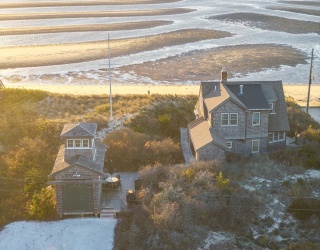 1145 Kingsbury Beach Rd, Eastham, Massachusetts, 3 Bedrooms Bedrooms, 8 Rooms Rooms,2.5 BathroomsBathrooms,Residential,For Sale,Kingsbury Beach Rd,73525741
