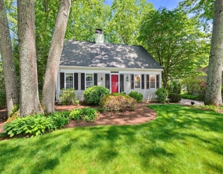 111 Anawan Road, North Attleboro, Massachusetts, 3 Bedrooms Bedrooms, 7 Rooms Rooms,2.5 BathroomsBathrooms,Residential,For Sale,Anawan Road,73525462