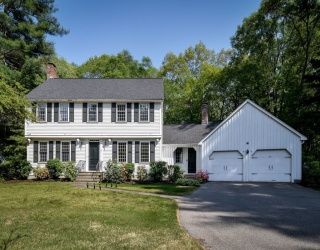 15 Juniper Lane, Dover, Massachusetts, 4 Bedrooms Bedrooms, 10 Rooms Rooms,2.5 BathroomsBathrooms,Residential,For Sale,Juniper Lane,73524160