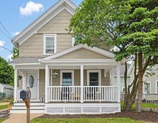 39 Division St, North Attleboro, Massachusetts, 3 Bedrooms Bedrooms, 5 Rooms Rooms,1.5 BathroomsBathrooms,Residential,For Sale,Division St,73525757