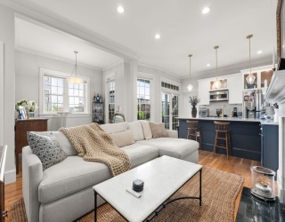 21 Prospect St, Boston, Massachusetts, 2 Bedrooms Bedrooms, 5 Rooms Rooms,2 BathroomsBathrooms,Residential,For Sale,Prospect St,73525844