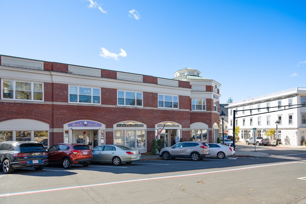 19 Main St, Hingham, Massachusetts, ,Commercial Lease,For Rent,Main St,73525860