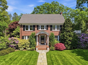 80 Hollingsworth Ave, Braintree, Massachusetts, 4 Bedrooms Bedrooms, 10 Rooms Rooms,2.5 BathroomsBathrooms,Residential,For Sale,Hollingsworth Ave,73525726 80 Hollingsworth Ave, Braintree, Massachusetts, 4 Bedrooms Bedrooms, 10 Rooms Rooms,2.5 BathroomsBathrooms,Residential,For Sale,Hollingsworth Ave,73525726