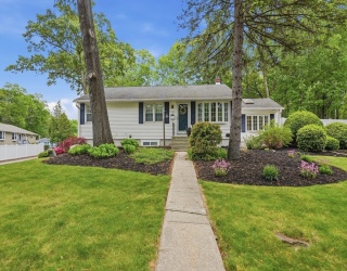 35 Alpine Street, Millbury, Massachusetts, 4 Bedrooms Bedrooms, 9 Rooms Rooms,3 BathroomsBathrooms,Residential,For Sale,Alpine Street,73525878
