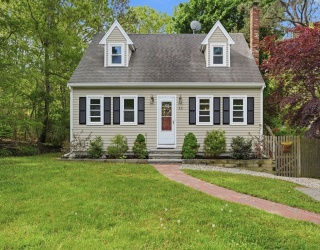 43 Brigantine Circle, Plymouth, Massachusetts, 3 Bedrooms Bedrooms, 8 Rooms Rooms,2 BathroomsBathrooms,Residential,For Sale,Brigantine Circle,73525437