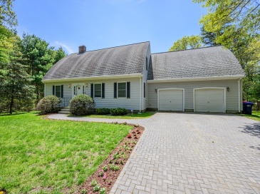 66 Squaws Path, Wareham, Massachusetts, 4 Bedrooms Bedrooms, 7 Rooms Rooms,3 BathroomsBathrooms,Residential,For Sale,Squaws Path,73525993 66 Squaws Path, Wareham, Massachusetts, 4 Bedrooms Bedrooms, 7 Rooms Rooms,3 BathroomsBathrooms,Residential,For Sale,Squaws Path,73525993