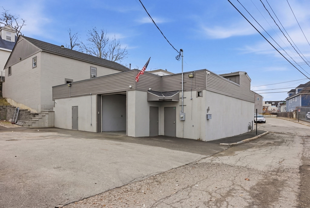 20-26 Howard St, Lowell, Massachusetts, ,Commercial Sale,For Sale,Howard St,73525994