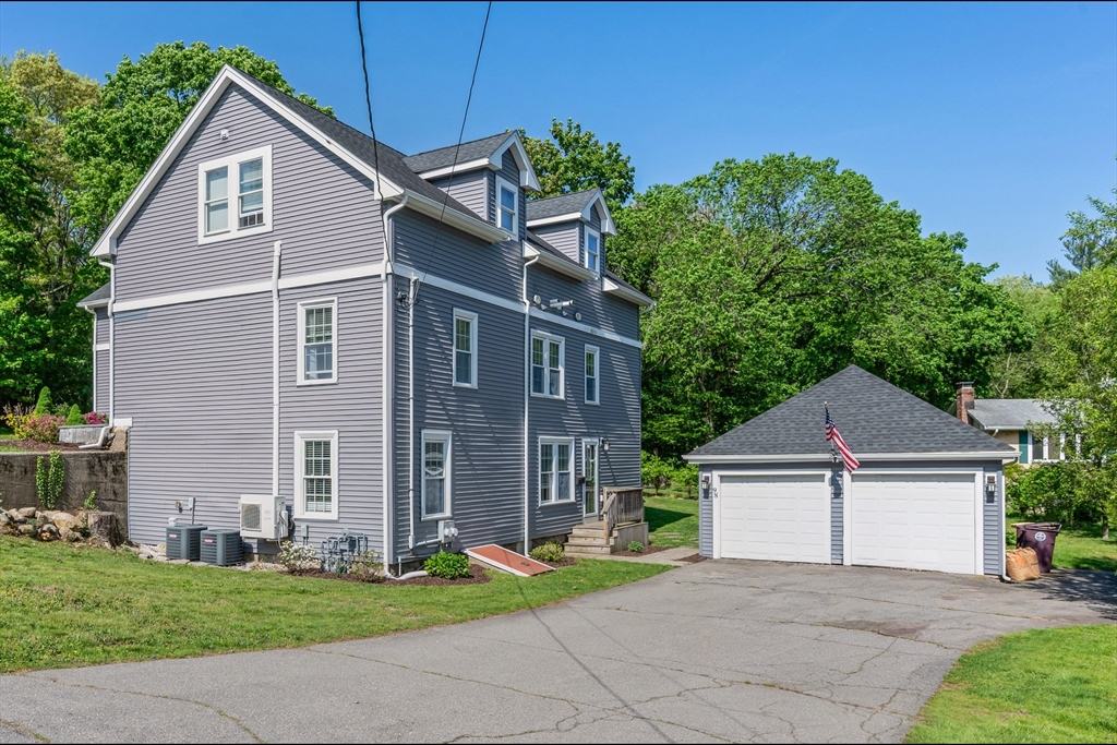 98 Mill Street, Weymouth, Massachusetts, 3 Bedrooms Bedrooms, 6 Rooms Rooms,2.5 BathroomsBathrooms,Residential Lease,For Rent,Mill Street,73522405