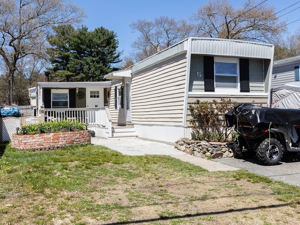 69 Berkeley St, Billerica, Massachusetts, 1 Bedroom Bedrooms, 4 Rooms Rooms,1 BathroomBathrooms,Residential,For Sale,Berkeley St,73508727